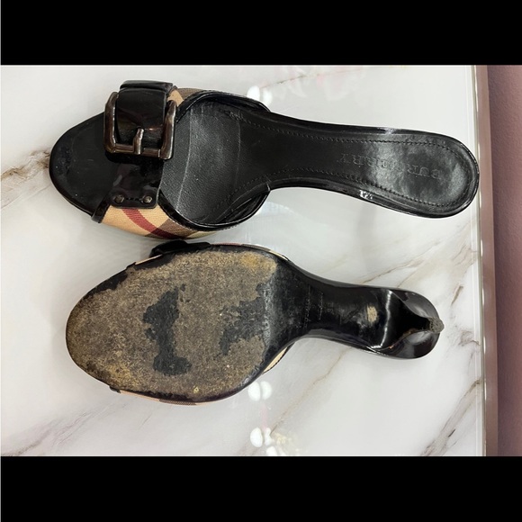 vintage Burberry kitten heel size 8.5 - Picture 5 of 5
